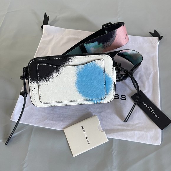 Marc Jacobs Snapshot leather crossbody - Picture 3 of 9